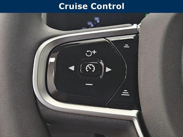 2026 Volvo XC90 Plus, B6 AWD Gas (mild hybrid), Gasoline, Bright, 7 Seats