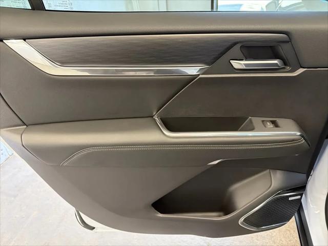 2026 GMC Acadia Elevation FWD