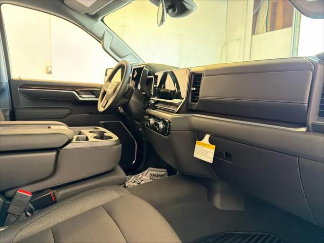 2026 GMC Sierra 1500 Crew Cab, Short Bed, Elevation, 4WD