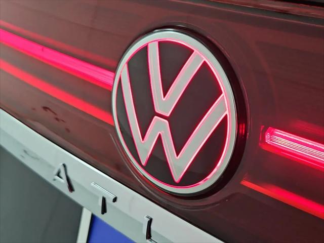 2026 Volkswagen Atlas SE with Technology