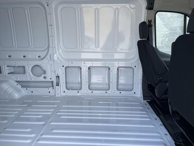 2026 Ford Transit Cargo Van T-250 148  MED RF 9150 GV
