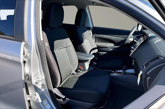2026 Mitsubishi Outlander Sport 2.0 LE