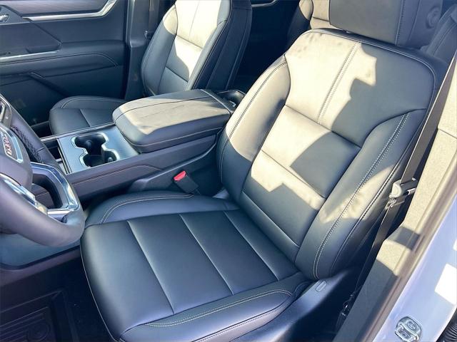 2026 GMC Acadia Elevation AWD