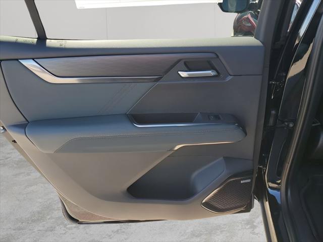 2026 GMC Acadia AT4 AWD