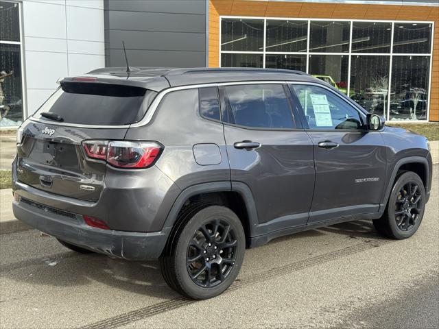 2022 Jeep Compass Latitude Lux 4x4 2022 Jeep Compass Latitude Lux 4x4