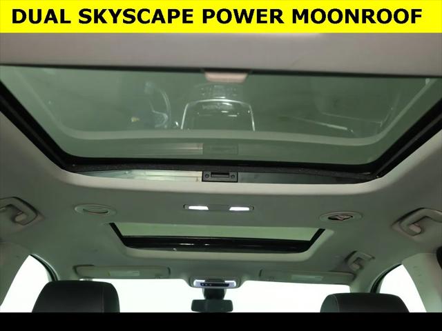 2021 Chevrolet Traverse AWD LT Leather