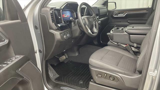 2024 Chevrolet Silverado 1500 4WD Crew Cab Short Bed RST