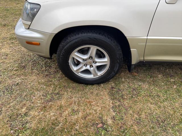 1999 Lexus RX 300 4dr SUV 4WD