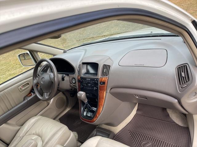 1999 Lexus RX 300 4dr SUV 4WD