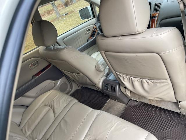 1999 Lexus RX 300 4dr SUV 4WD