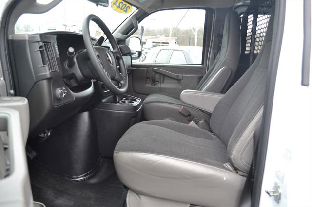 2024 GMC Savana Cargo RWD 2500 Regular Wheelbase Work Van