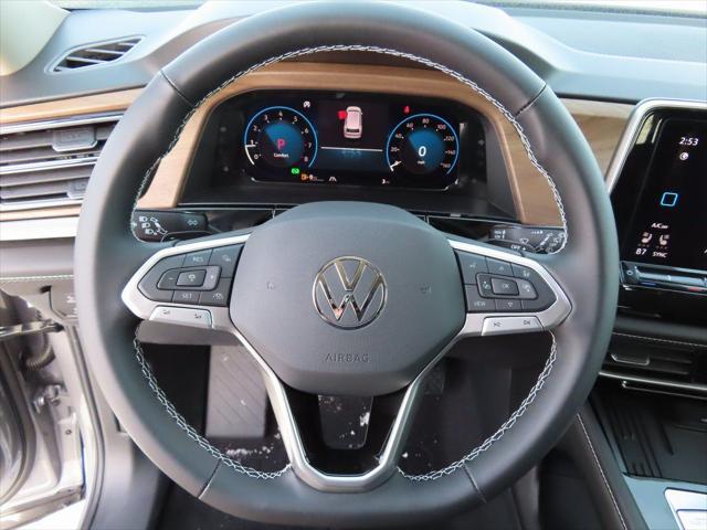2026 Volkswagen Atlas SE with Technology