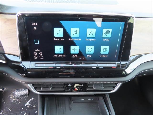 2026 Volkswagen Atlas SE with Technology
