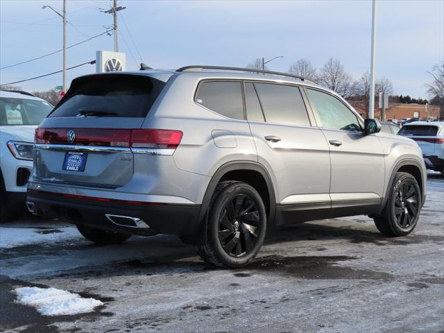 2026 Volkswagen Atlas SE with Technology