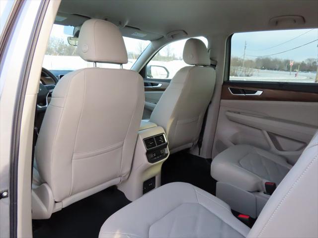 2026 Volkswagen Atlas SE with Technology