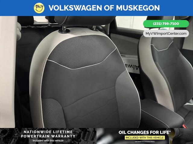 2026 Volkswagen Taos SE