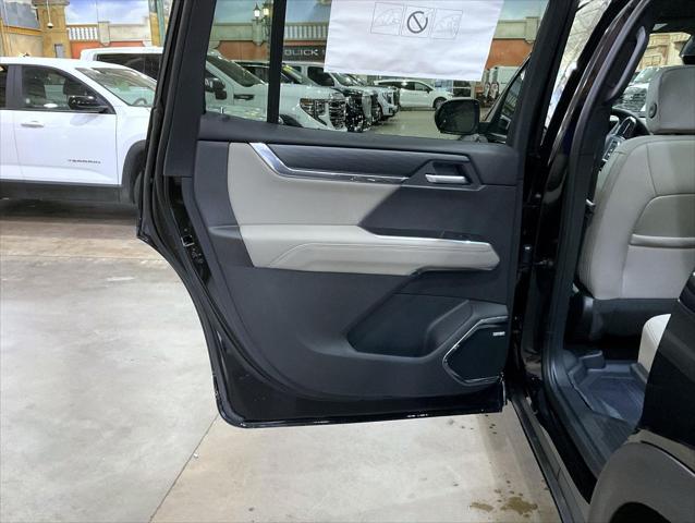 2026 GMC Acadia Elevation AWD