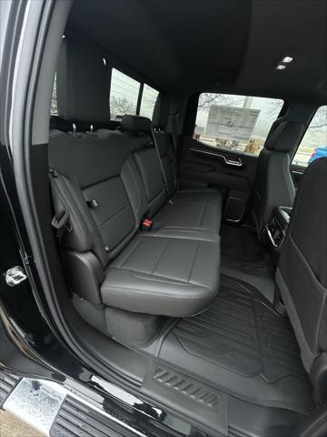 2026 GMC Sierra 1500 Crew Cab, Short Bed, SLT, 4WD