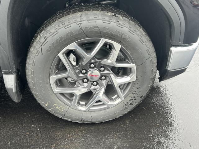 2026 GMC Sierra 1500 Crew Cab, Short Bed, SLT, 4WD