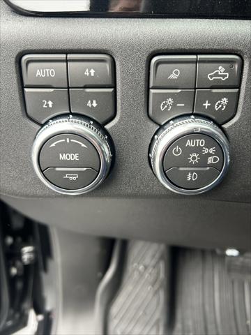 2026 GMC Sierra 1500 Crew Cab, Short Bed, SLT, 4WD