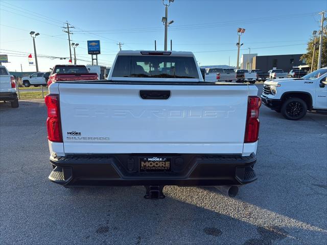 2026 Chevrolet Silverado 3500HD Crew Cab, Long Bed, WT Dual Rear Wheel, RWD