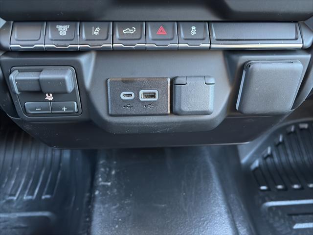 2026 Chevrolet Silverado 3500HD Crew Cab, Long Bed, WT Dual Rear Wheel, RWD