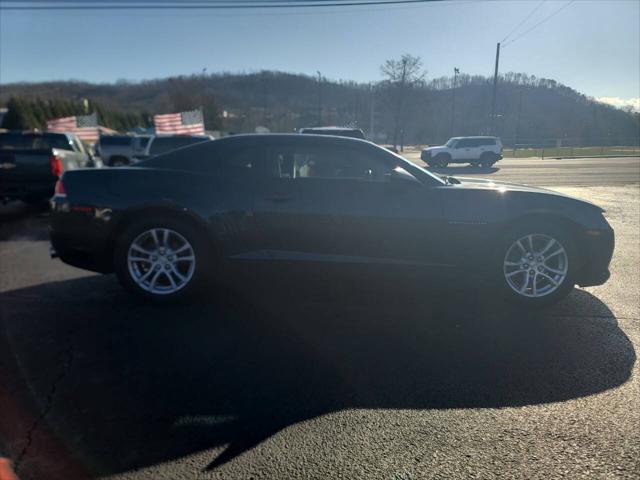 2015 Chevrolet Camaro LS 2dr Coupe w/2LS