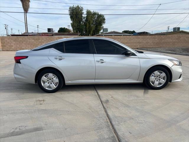 2021 Nissan Altima SR FWD