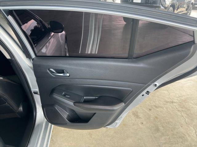 2021 Nissan Altima SR FWD