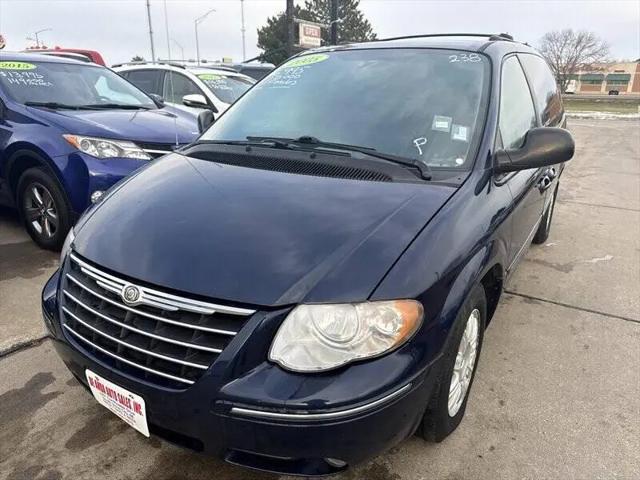 2005 Chrysler Town & Country Touring for sale in South Sioux City, NE