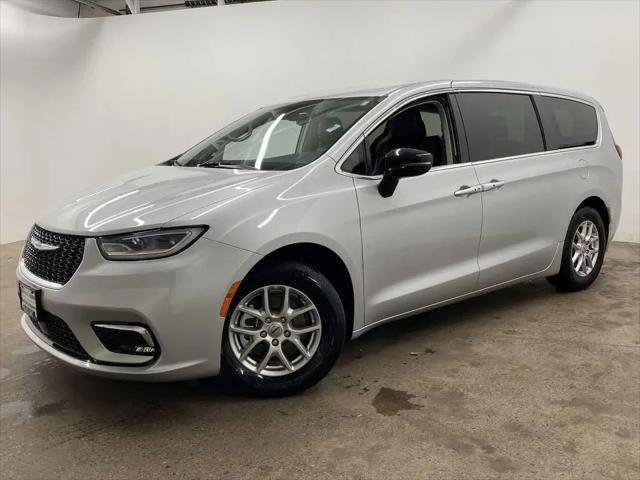 2024 Chrysler Pacifica Touring L for sale in Portland, OR