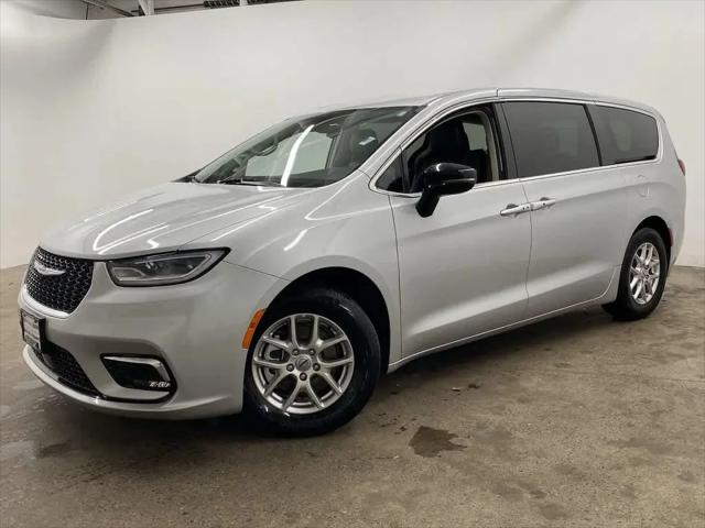 2024 Chrysler Pacifica Touring L for sale in Portland, OR