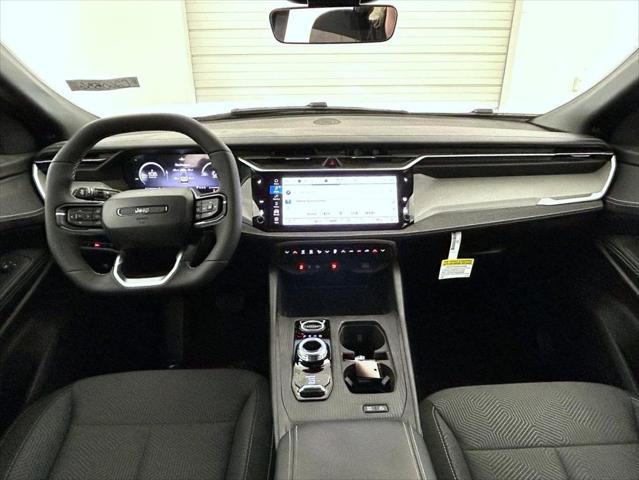 2026 Jeep Cherokee Laredo 4x4
