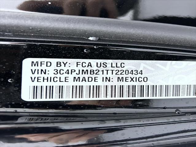 2026 Jeep Cherokee Laredo 4x4