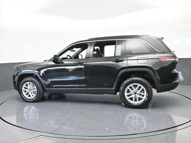 2026 Jeep Grand Cherokee GRAND CHEROKEE LAREDO 4X2 2026 Jeep Grand Cherokee GRAND CHEROKEE LAREDO 4X2