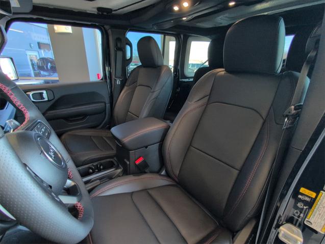 2026 Jeep Wrangler WRANGLER 4-DOOR MOAB 392