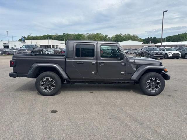 2026 Jeep Gladiator GLADIATOR SAHARA 4X4 2026 Jeep Gladiator GLADIATOR SAHARA 4X4