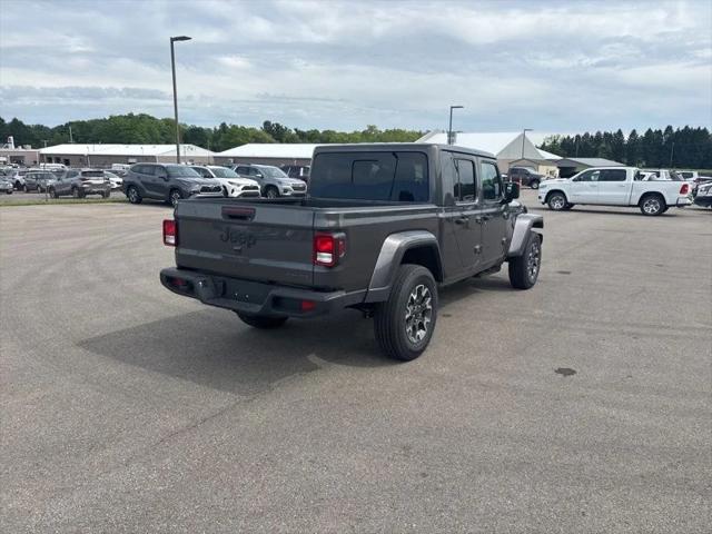 2026 Jeep Gladiator GLADIATOR SAHARA 4X4 2026 Jeep Gladiator GLADIATOR SAHARA 4X4