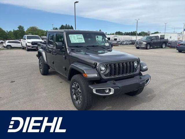 2026 Jeep Gladiator GLADIATOR SAHARA 4X4