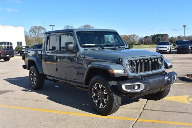 2026 Jeep Gladiator GLADIATOR SAHARA 4X4