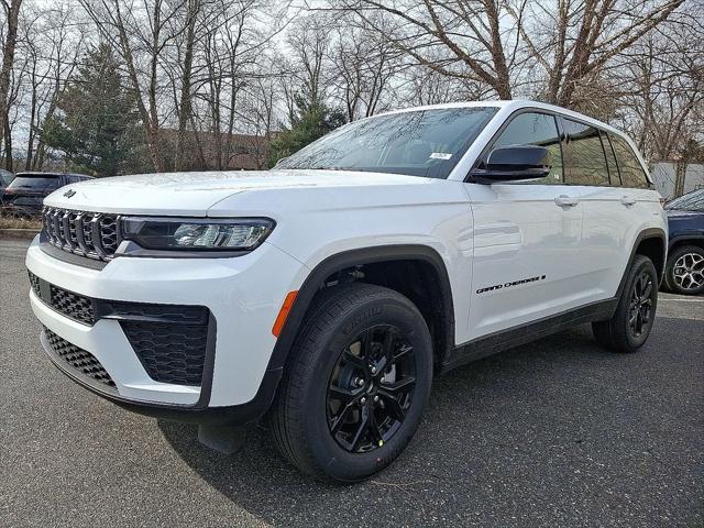 2026 Jeep Grand Cherokee GRAND CHEROKEE LAREDO ALTITUDE 4X4