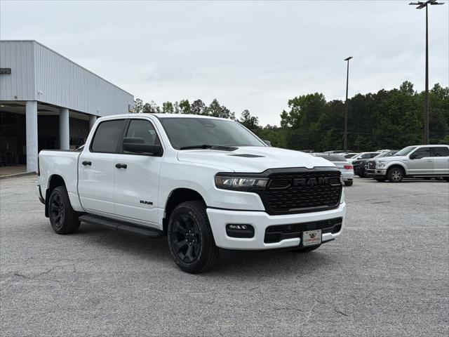 2026 RAM Ram 1500 RAM 1500 EXPRESS CREW CAB 4X4 57 BOX