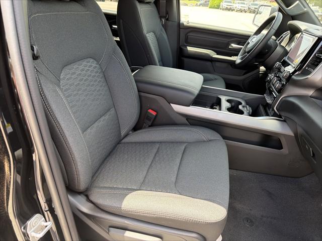 2026 Ram 1500 Express Crew Cab 4x4 57 Box