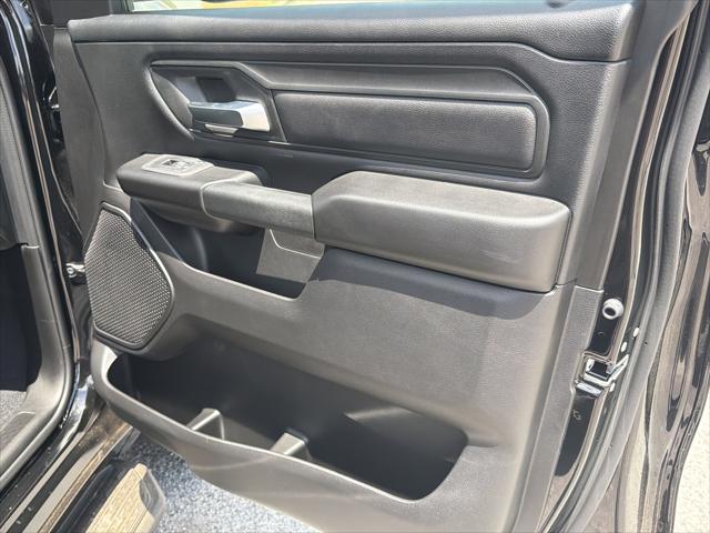 2026 Ram 1500 Express Crew Cab 4x4 57 Box