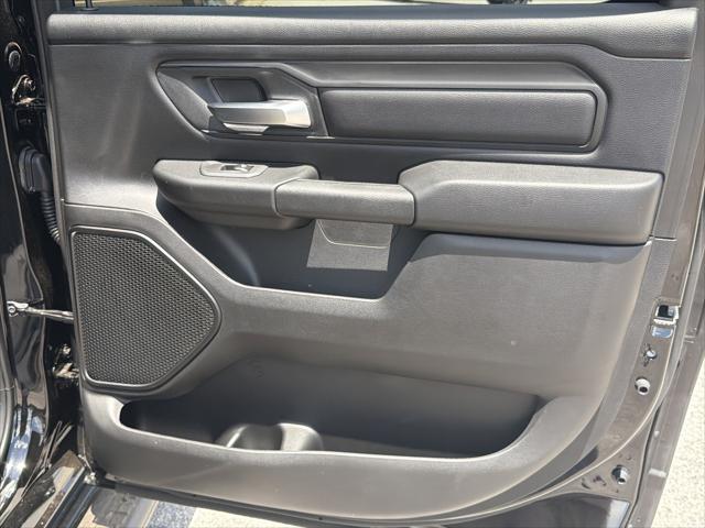 2026 Ram 1500 Express Crew Cab 4x4 57 Box
