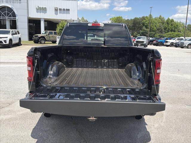 2026 Ram 1500 Express Crew Cab 4x4 57 Box
