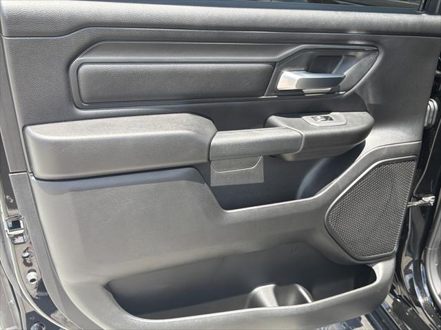 2026 Ram 1500 Express Crew Cab 4x4 57 Box