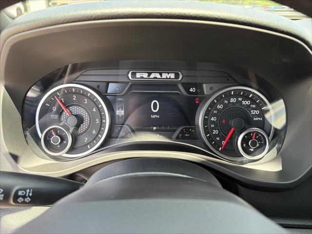 2026 Ram 1500 Express Crew Cab 4x4 57 Box