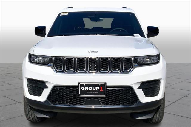 2026 Jeep Grand Cherokee Altitude 4x2