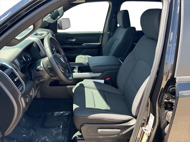 2026 Ram 1500 Express Crew Cab 4x4 5'7" Box